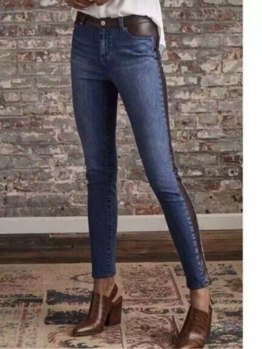 Ecru Faux Leather Trim Moto Jeans 28 Blue Skinny Stretch Denim Date Night Edgy